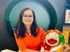 Luzia Inês Martins. Autora. Prêmios e concursos literários. Foto da autora.