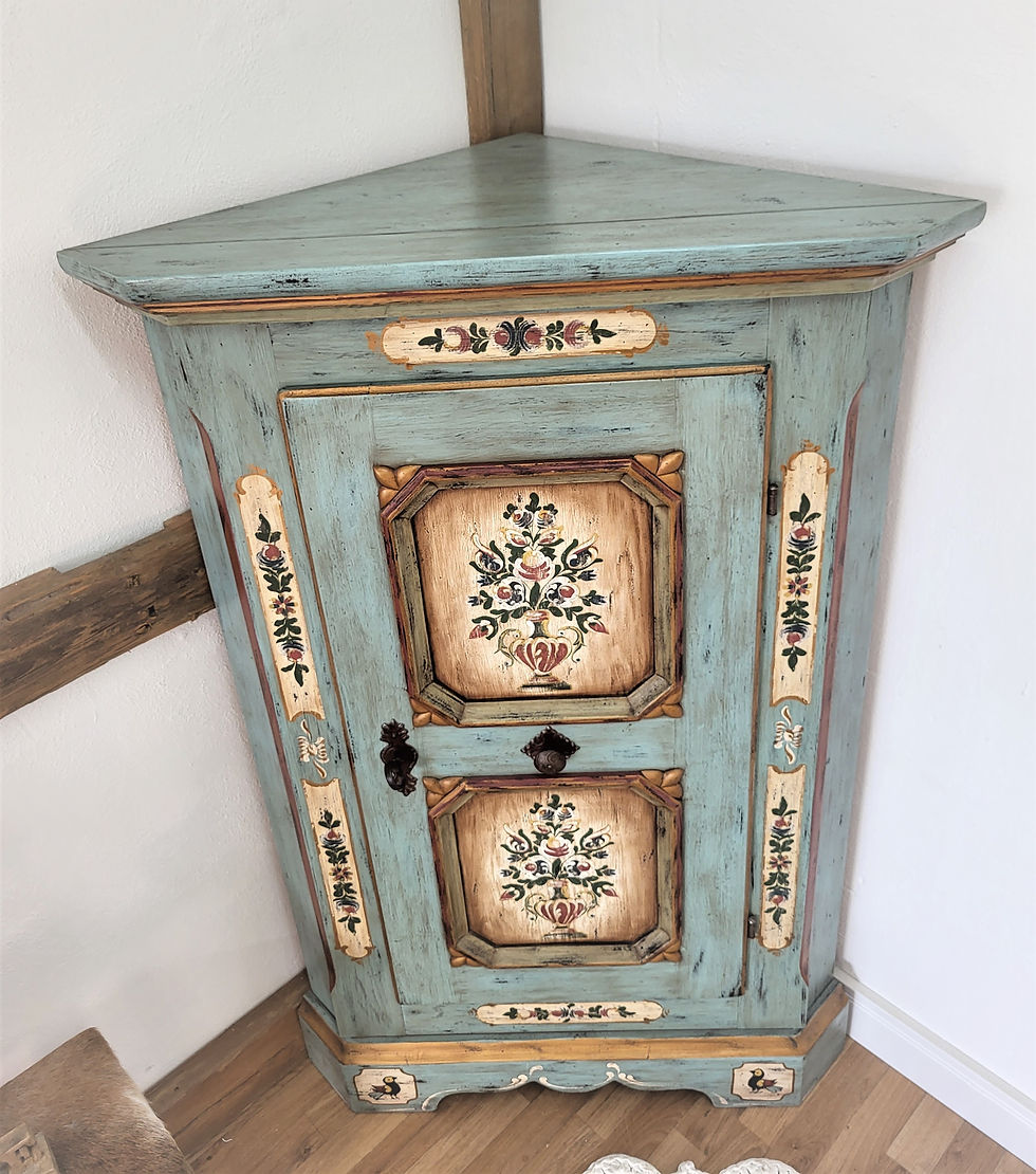 Miniaturbild: Eckschränkchen | Voglauer Anno 1700 blau Höhe 148 cm