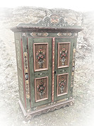 Bauernschrank Voglauer Anno 1800 altgrün