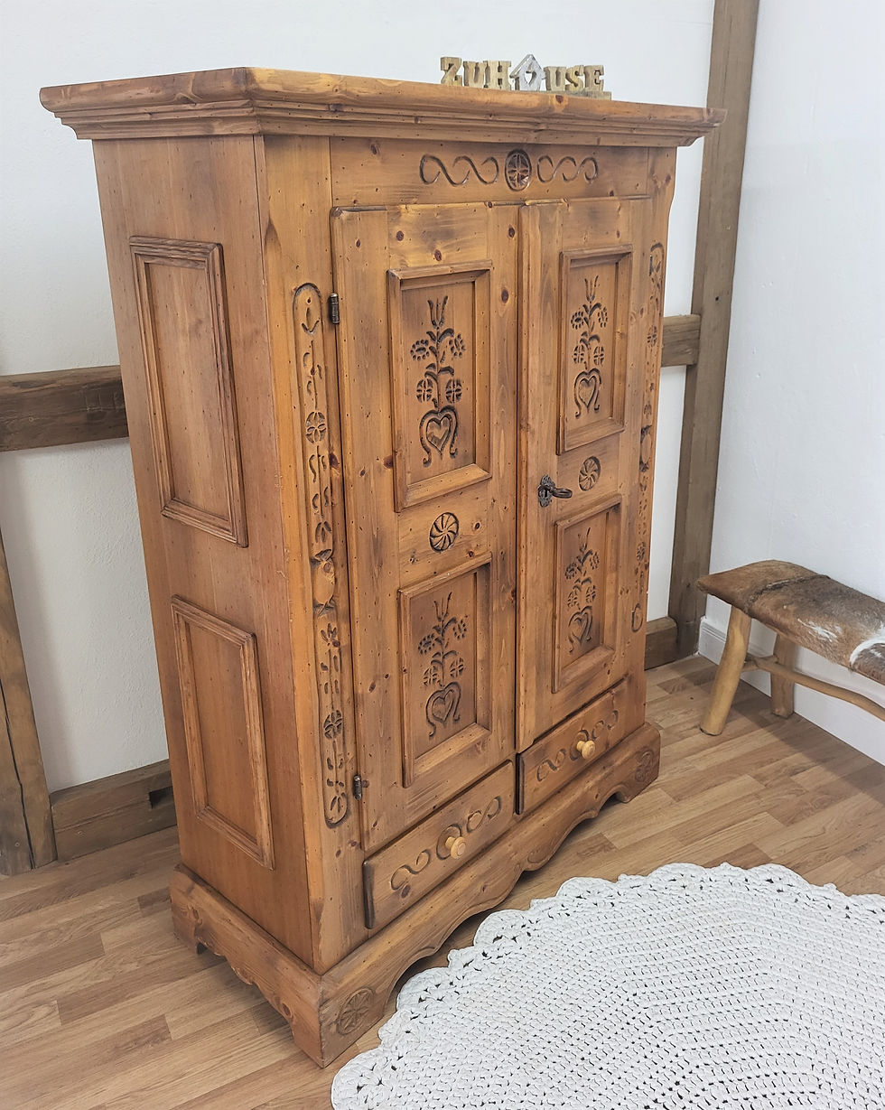 Miniaturbild: Voglauer Anno 1600 Schrank Bauernschrank Landhausschrank rustikal Apothekerschrank Wäscheschrank Haushaltsschrank Massivholz