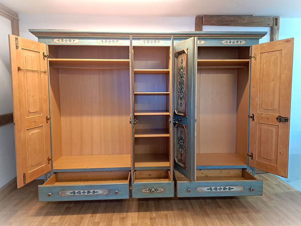 Miniaturbild: Bauernschrank | Voglauer 1700 blau 5 Türen Kleiderschrank