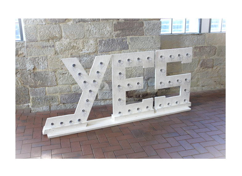 Hochzeitsdeko mieten | XXL YES Buchstaben