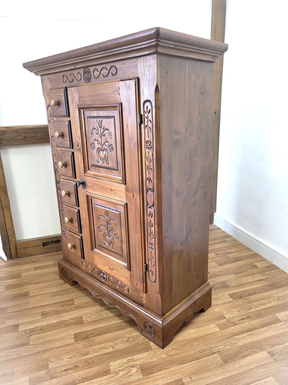 Miniaturbild: Voglauer Anno 1600 Highboard Sideboard Anrichte Kommode Brotschrank Apothekerschrank Geschirrschrank Küchenschrank massiv