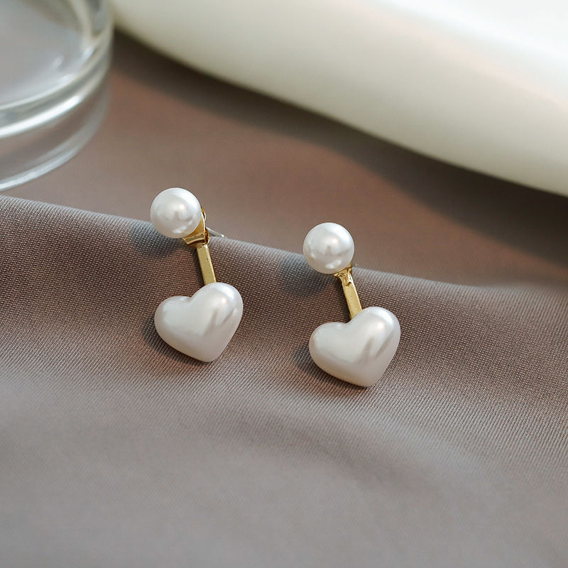 Thumbnail: heart shape pearl stud earring female