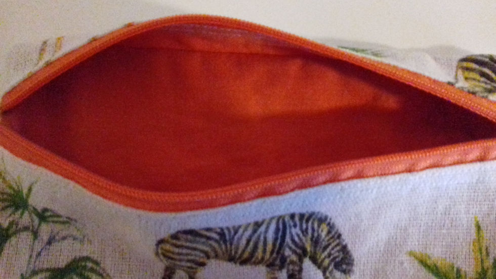 Miniature : Trousse plate