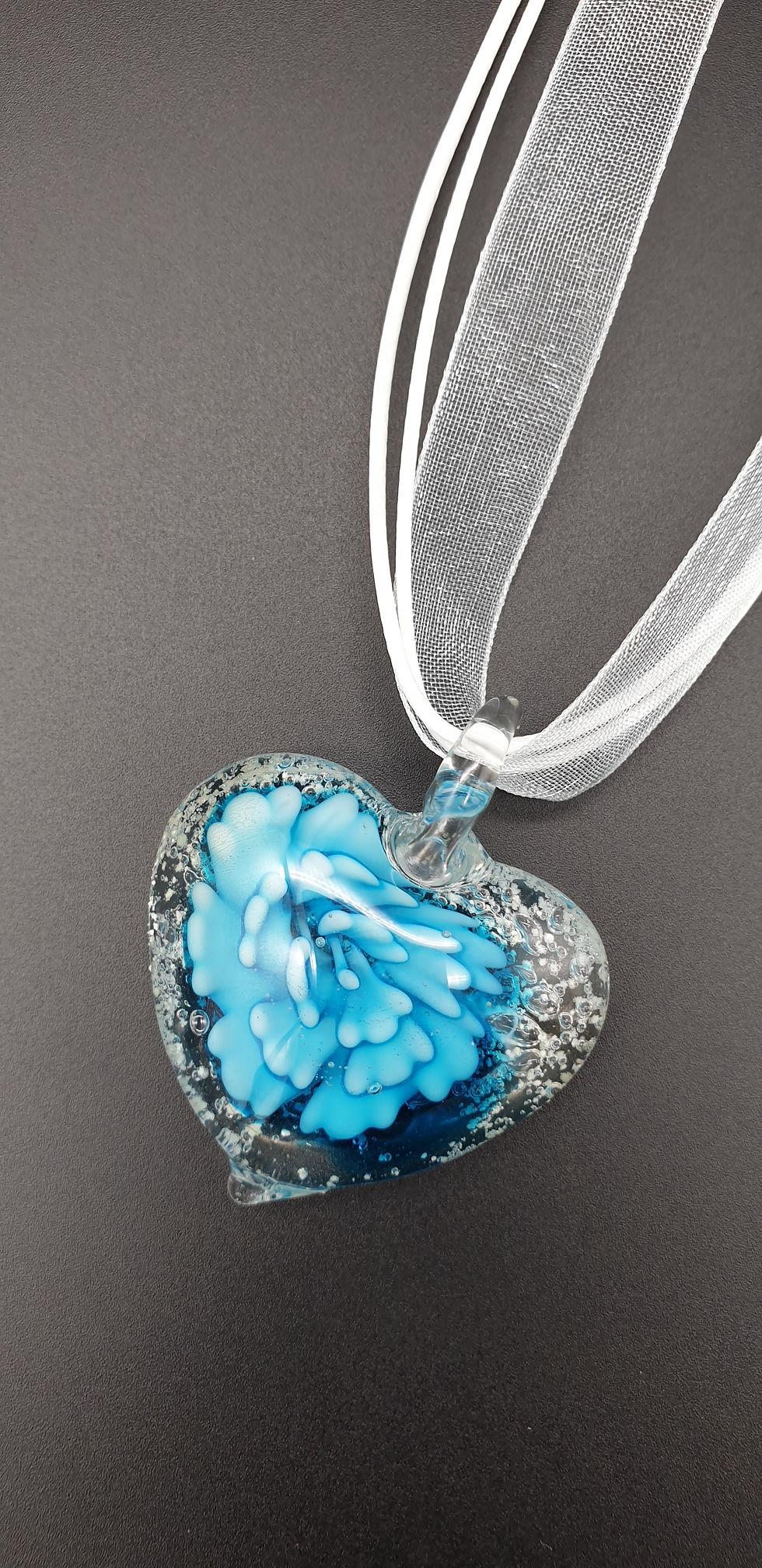 Thumbnail: Turquoise Heart Organza Necklace