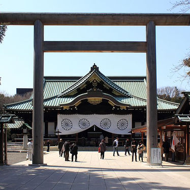Mémoire et géopolitique, le Japon de Suga face à la Chine
