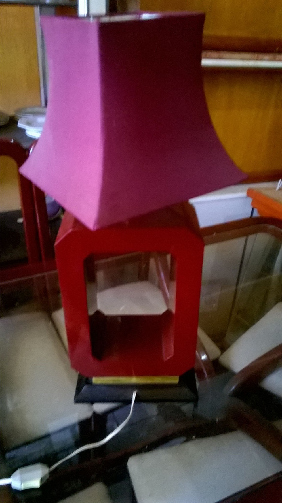 Miniatura: Abajur moderno vinho