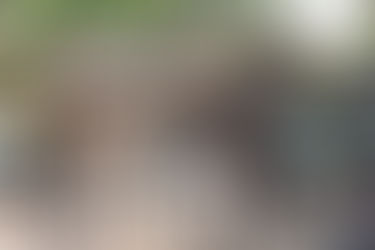 近くて遠い、Battambang, そして門の中の私たち。 Near yet far. Battam