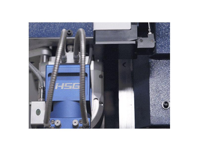 AI-Powered Seamline Detection