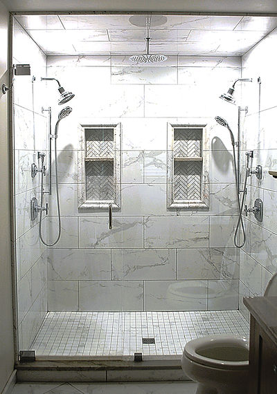 Master Shower Full Picture.jpg