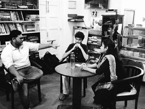 We see so many people on the street every day, right? But do we really ‘see’ them? The audience, the spectators, the people, the 'public'— it's all just smoke, just crowd-numbers-statistics. What if one of them suddenly passes through a solid wall in front of your eyes! What if a number becomes zero?