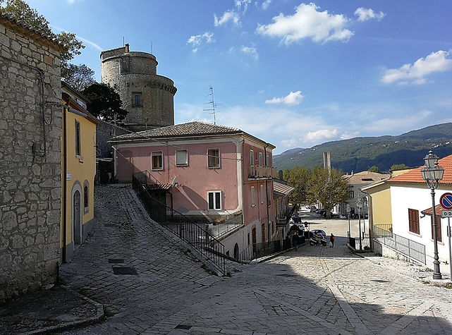 Pontelandolfo_-_Scorcio_del_centro_storico.jpg