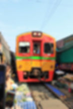 Maeklong Train Market