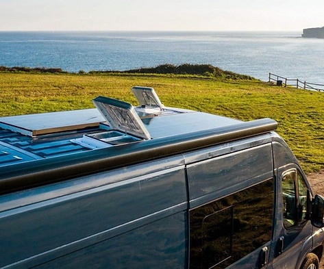 Fiamma-Camper-Van-Roof-Vent-Skylight-Crystal-04329B02D-1024x533.jpg