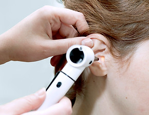 Examen des oreilles