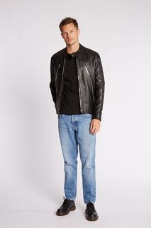 Thumbnail: MAXIME WAXY