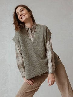 תמונה ממוזערת: Square Knit Vest - VI22EA246