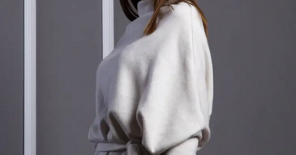 תמונה ממוזערת: Ivory knitted midi sweater dress