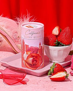 SAN DIEGO STRAWBERRY ROSE - ORGANIC, VEGAN & SUSTAINABLE