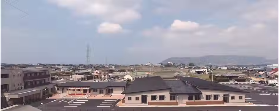 愛幸こども園　全体.avif