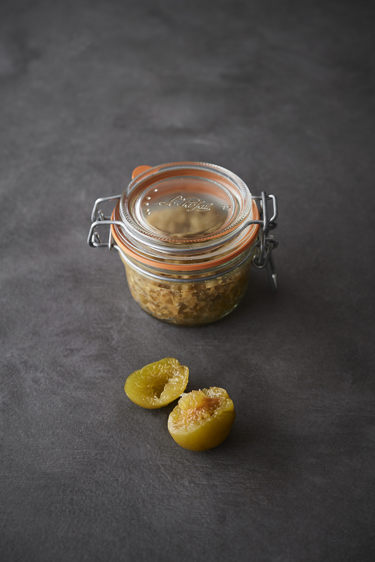 梅酒の梅で作くる梅味噌