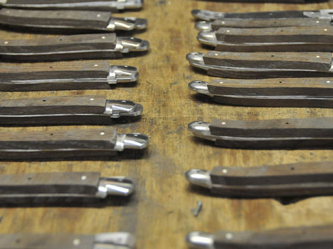 Between history and traditio
歴史と伝統について