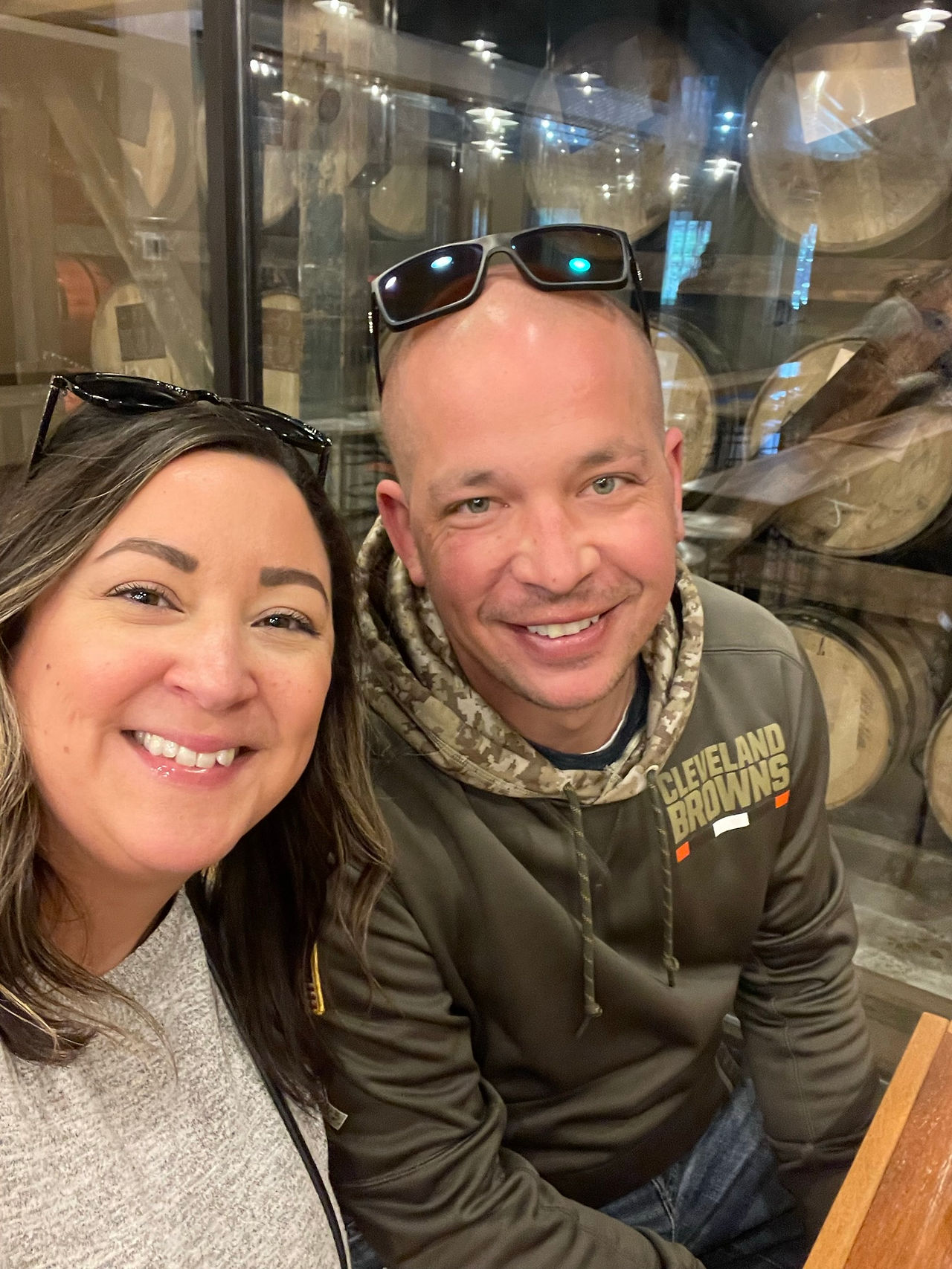 couple in the maker's mark bourbon tasting room