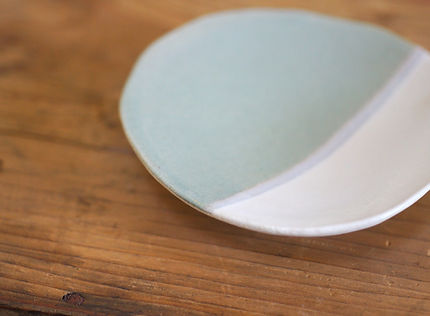 安藤由香、　陶器、　陶芸、　日本、　アクセサリー、　ジュエリー、　yuka ando, ceramics, jewerly, handmade, pottery