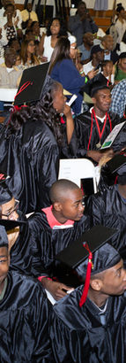 Brooklyn Lab seniors in a large group at graduation