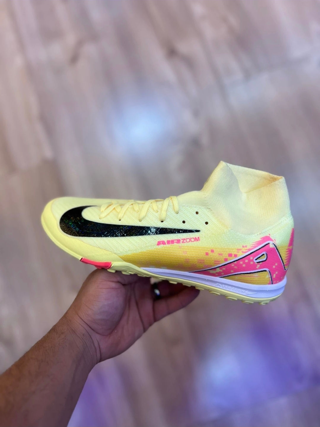Chuteira Mercurial Cano Alto 