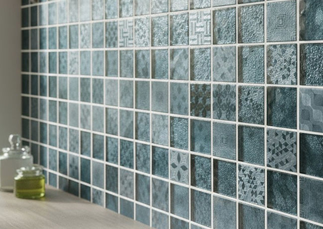 Intricate mosaic tile designs and installation for stunning decorative features in London.