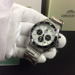 Orient Mako Solar Panda RN-TX0203S Quartz Chronograph box & papers + free post $313 with best offers.