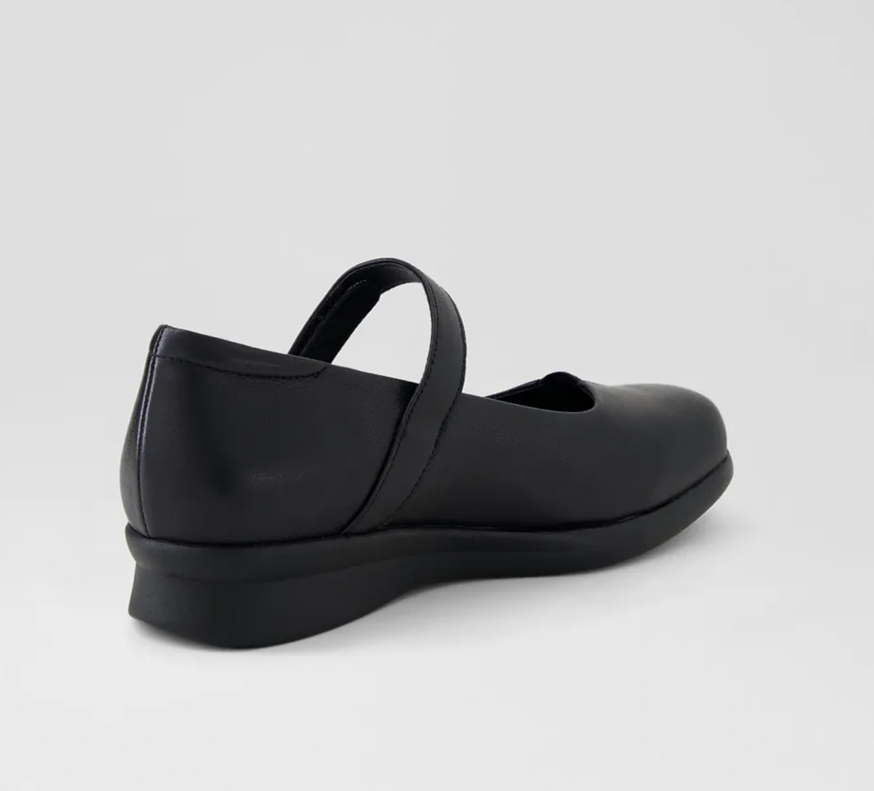 Thumbnail: ZIERA RHAPSODY BLACK LEATHER