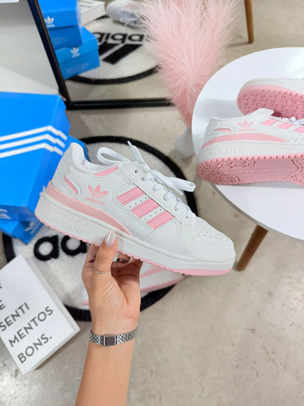 Miniatura: Adidas Fórum