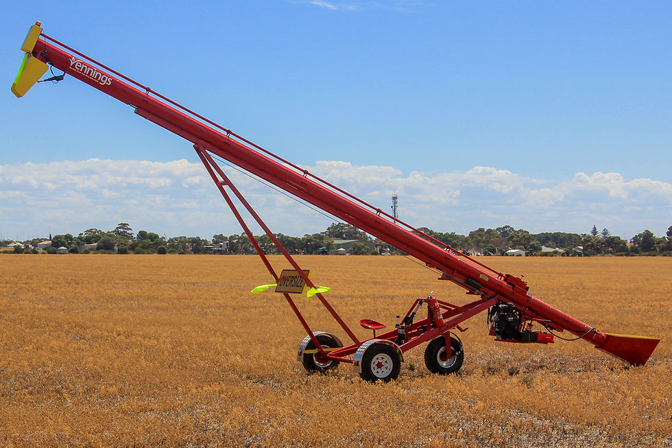 Self-Propelled Shaft Driven
Grain Auger