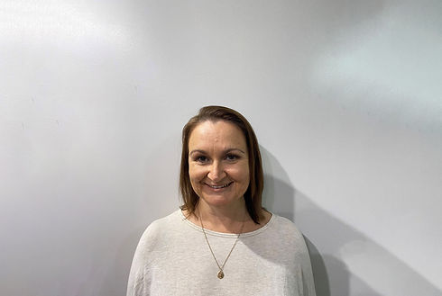 Tarina Warren.jpg