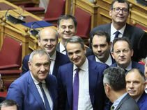 Ανίκανοι ή αδίστακτοι;