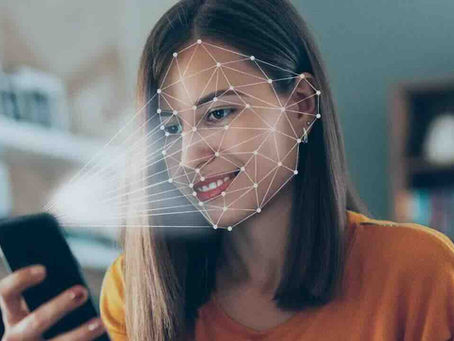 Ψηφιακός κλοιός μέσω των social media!