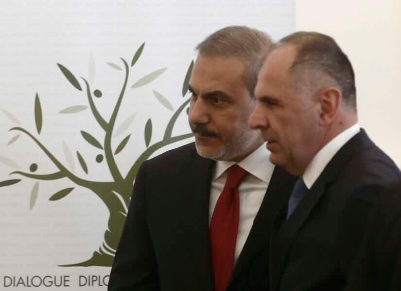 Μαινόμενος Ερντογάν και...χαλαρός Γεραπετρίτης