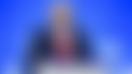 Με τα άλλα...αποβράσματα και η Ελλάδα εναντίον του Τράμπ!