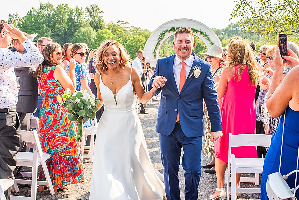 CNY Wedding Photographer, Hayloft on the Arch Vernon Center NY