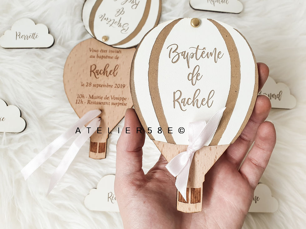 Faire-part de baptême montgolfière en bois personnalisée