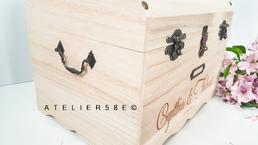 Miniature : Urne pour mariage champêtre en forme de coffre en bois