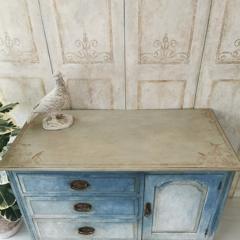 Thumbnail: Sideboard French Style