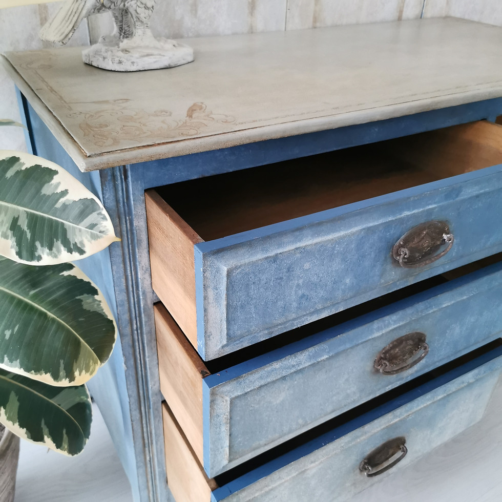 Thumbnail: Sideboard French Style