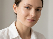 Acne adulta: causas, tratamentos e rotina ideal para uma pele limpa e equilibrada