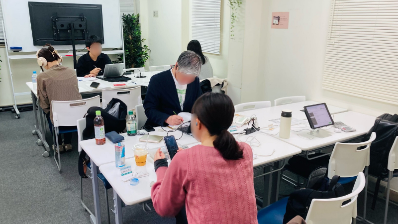 勉強スペース「スコレーカフェ」の様子
