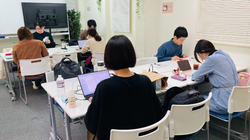 勉強スペース「スコレーカフェ」の様子