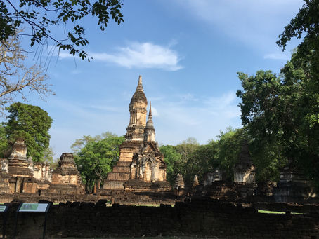 หวนเยือนสุโขทัย(๙):ศรีสัชนาลัยAtelierวัดเจดีย์ ๗ แถว